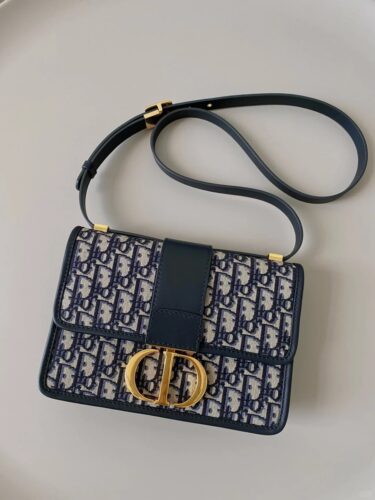 Dior Montaigne 30 photo review
